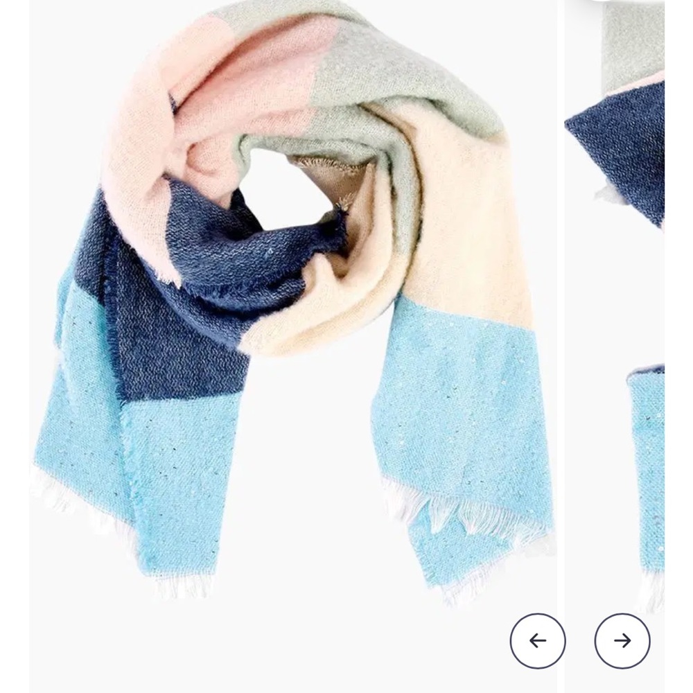 Elegant Multicolor Women's Scarf